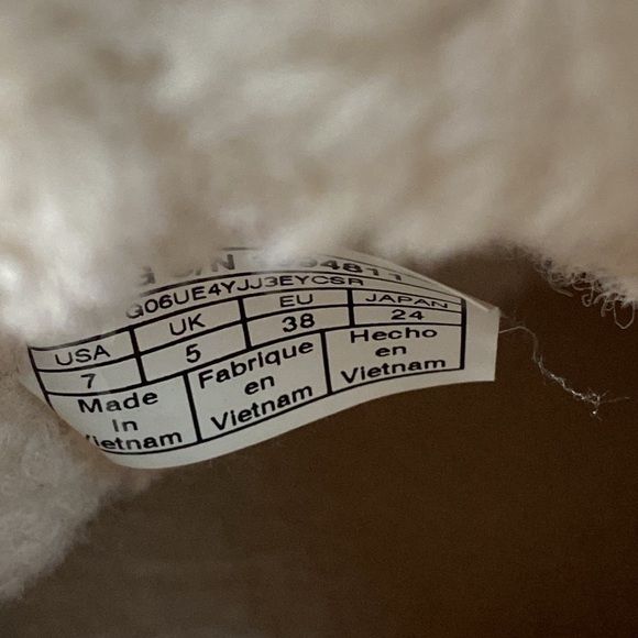 UGG Women's Mika Classic Sneaker Boot Chestnut size 7 - Picture 8 of 16